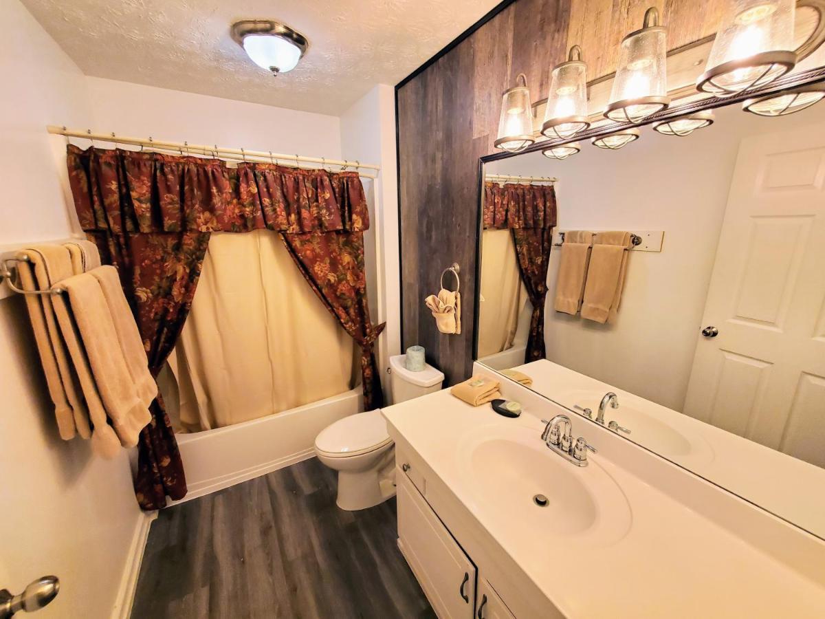 Hoot N Holler Villa Pigeon Forge Bagian luar foto
